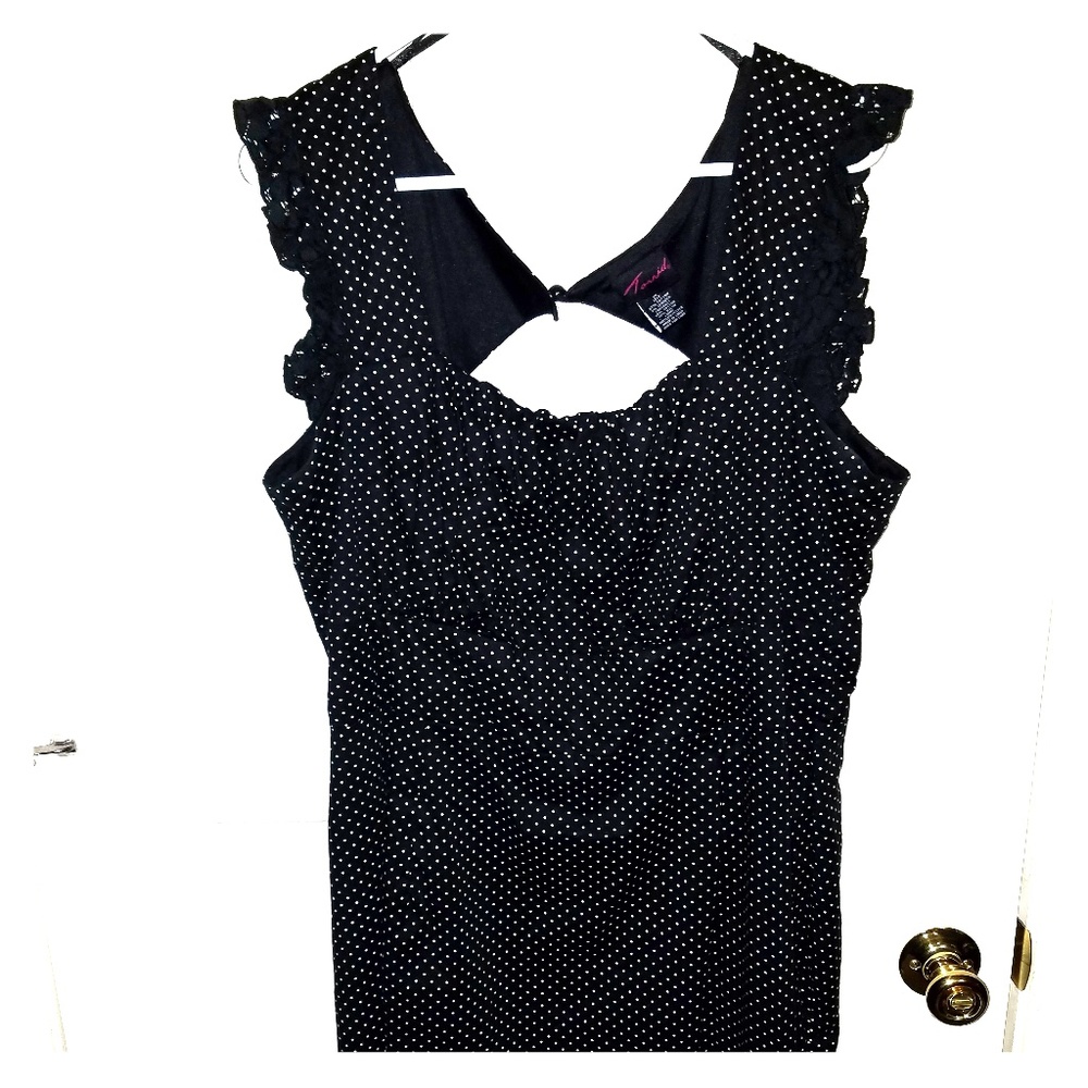 Torrid polka dot dress with lace trim sleeves